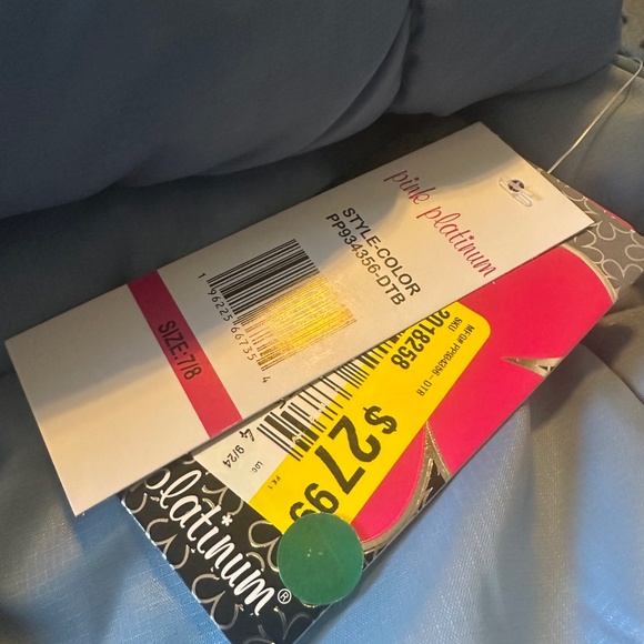 NWT girls puffer cost - Picture 2 of 5